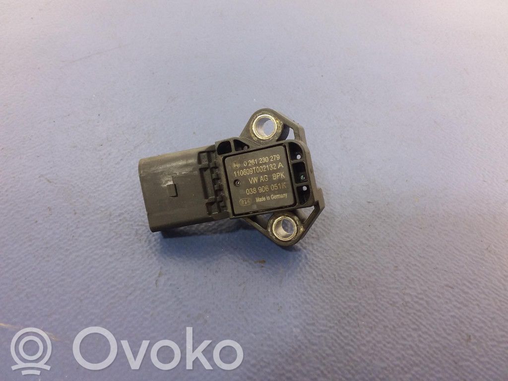 Audi A8 S8 D4 4H Sensor / Fühler / Geber 