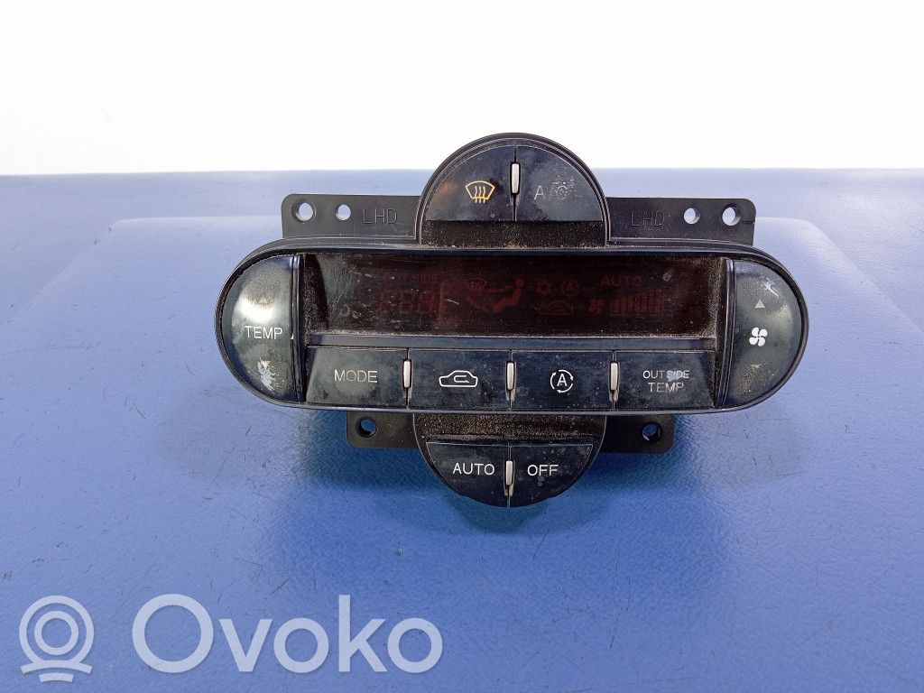 KIA Carens I Climate control unit 