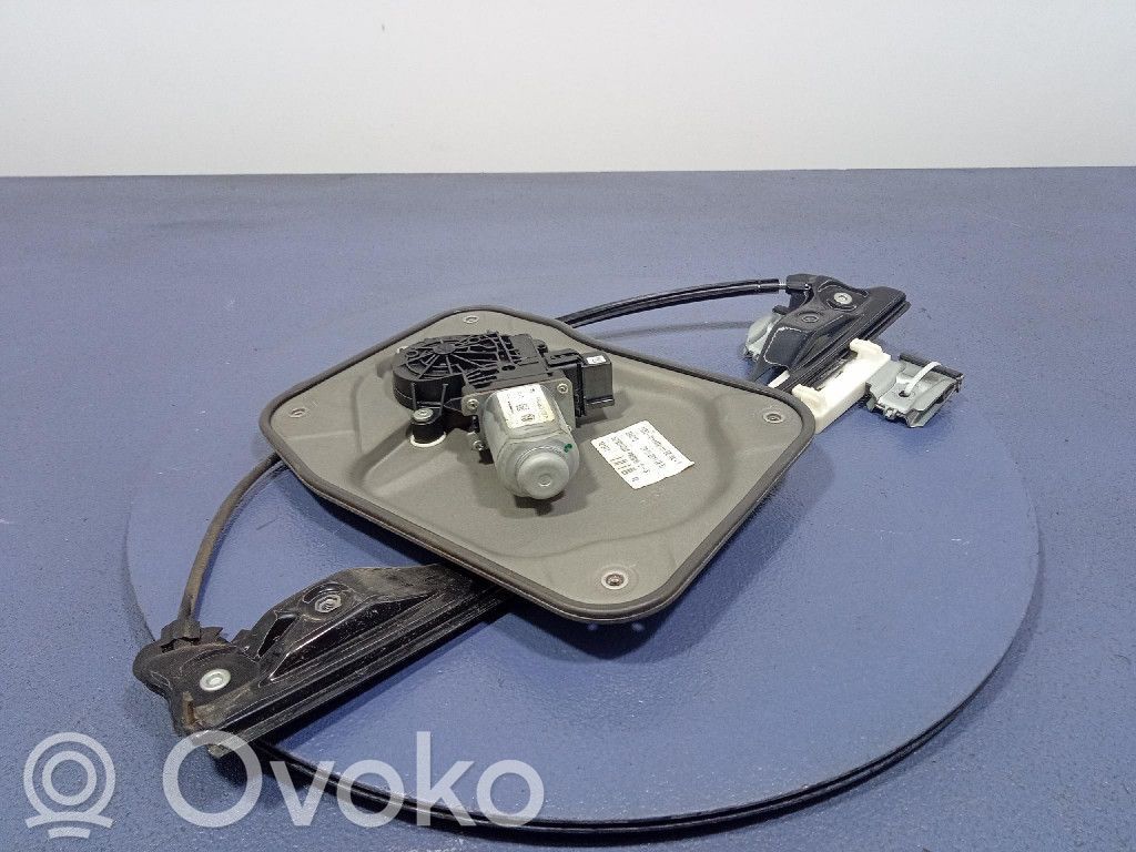 Skoda Fabia Mk2 (5J) Macara ușă față cu motor 