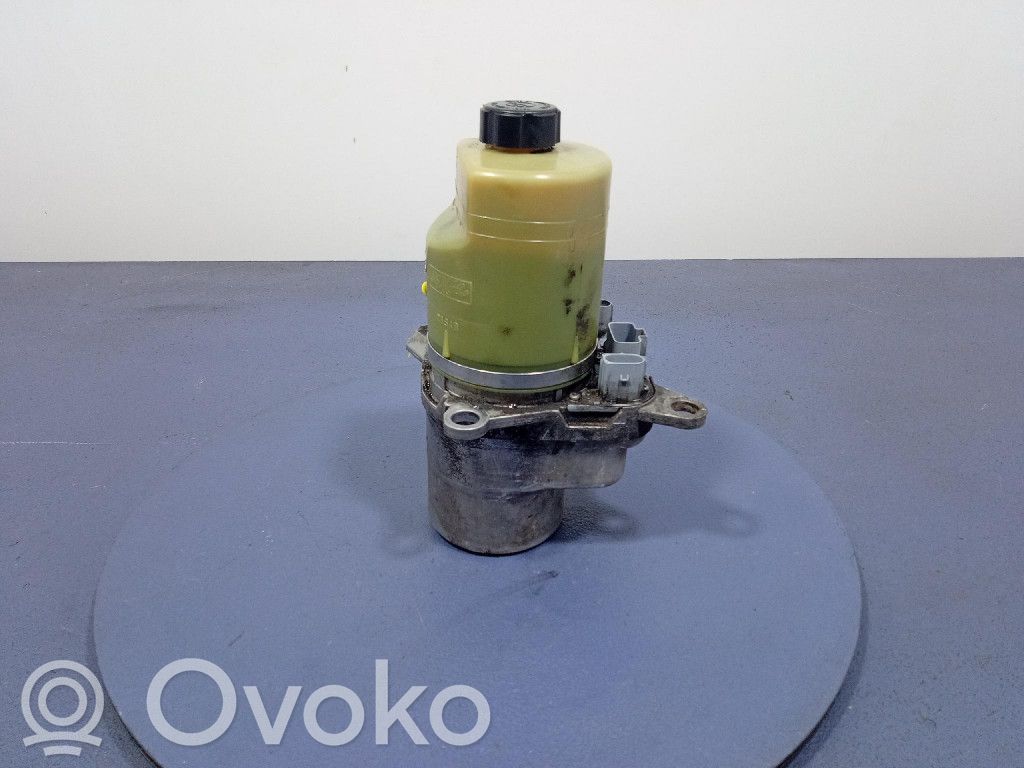 Ford Focus C-MAX Power steering pump 