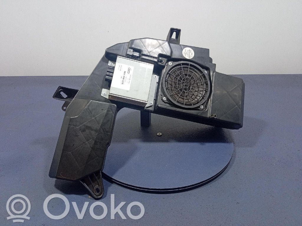 Audi A4 S4 B7 8E 8H Subwoofer 