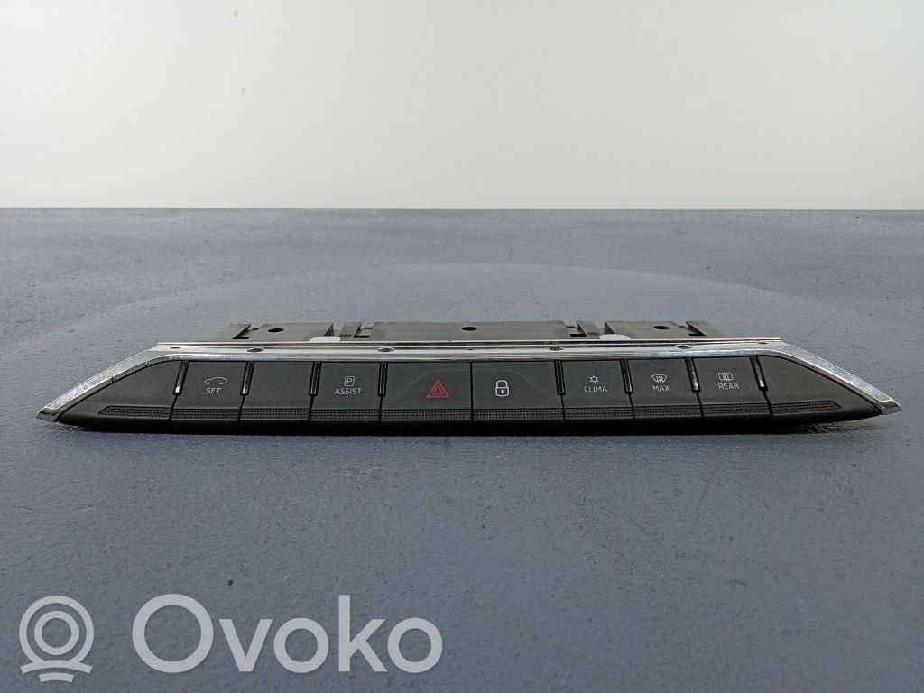 Skoda Octavia Mk4 Botón interruptor de luz de peligro 