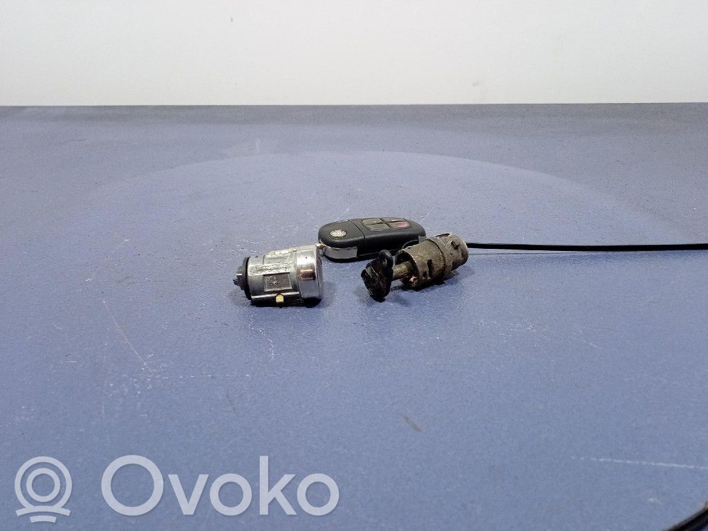 Ignition lock   UC592300F,UC592300F