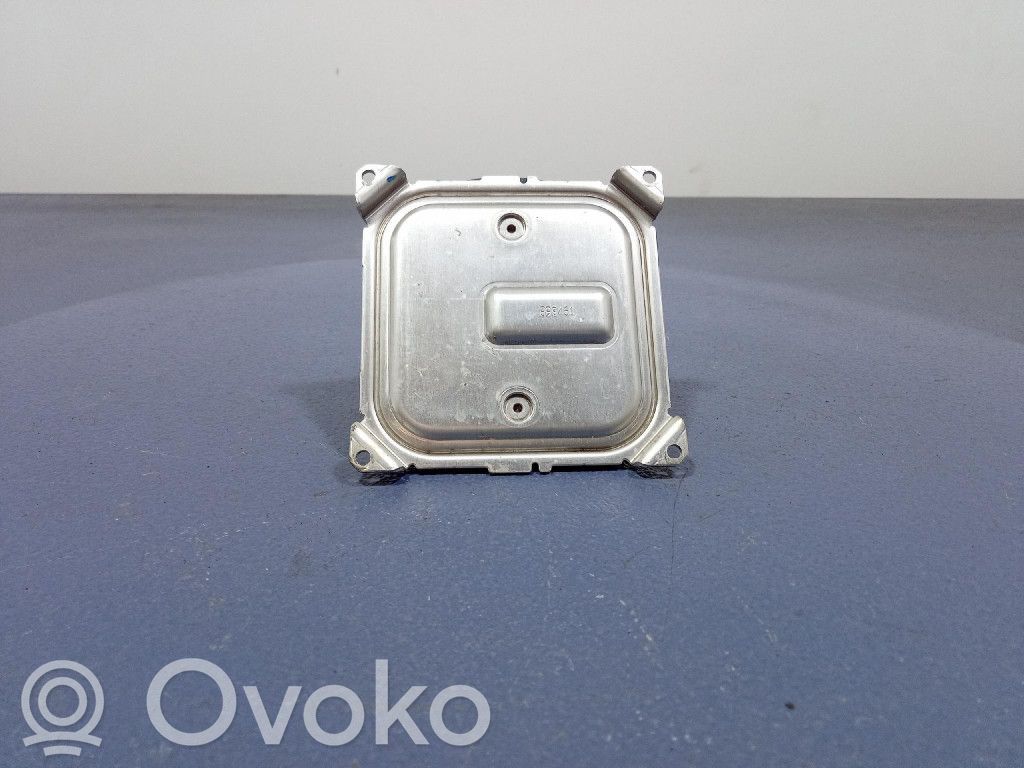 Renault Megane I Voltage converter/converter module 