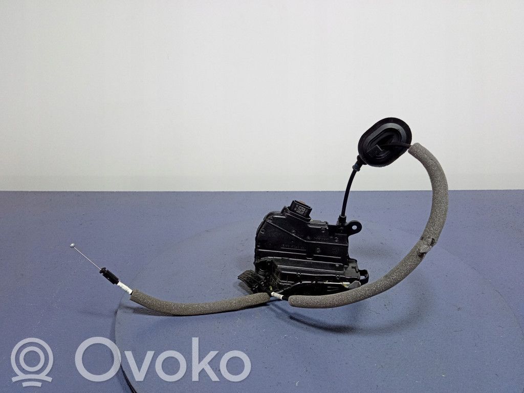 Renault Clio V Priekinė durų spyna 