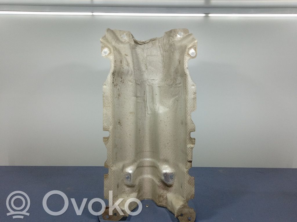 Volvo XC60 Osłona termiczna rury wydechowej 