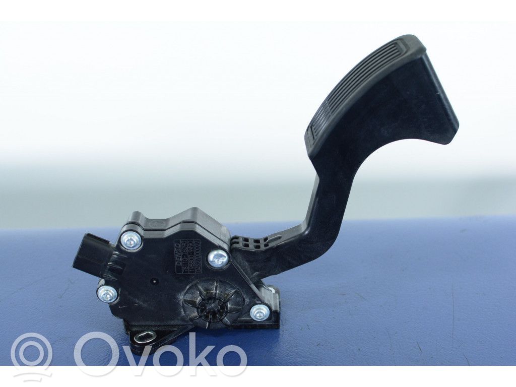 Lexus CT 200H Pedal del acelerador 