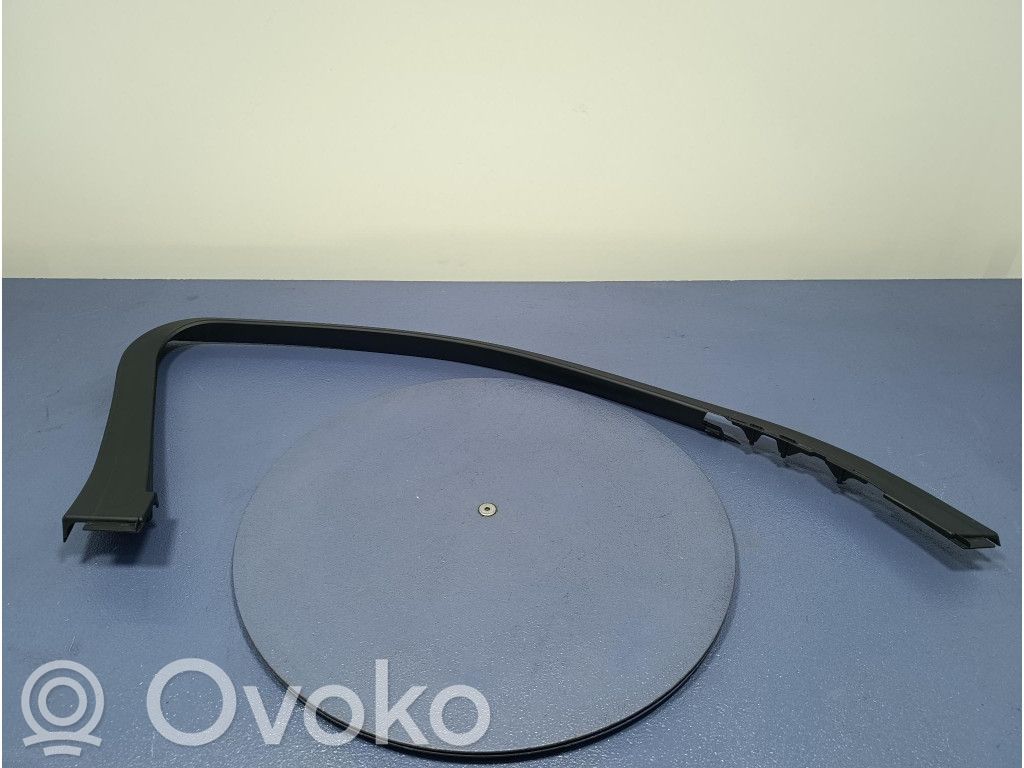 BMW X4 G02 Kita slenkscių/ statramsčių apdailos detalė