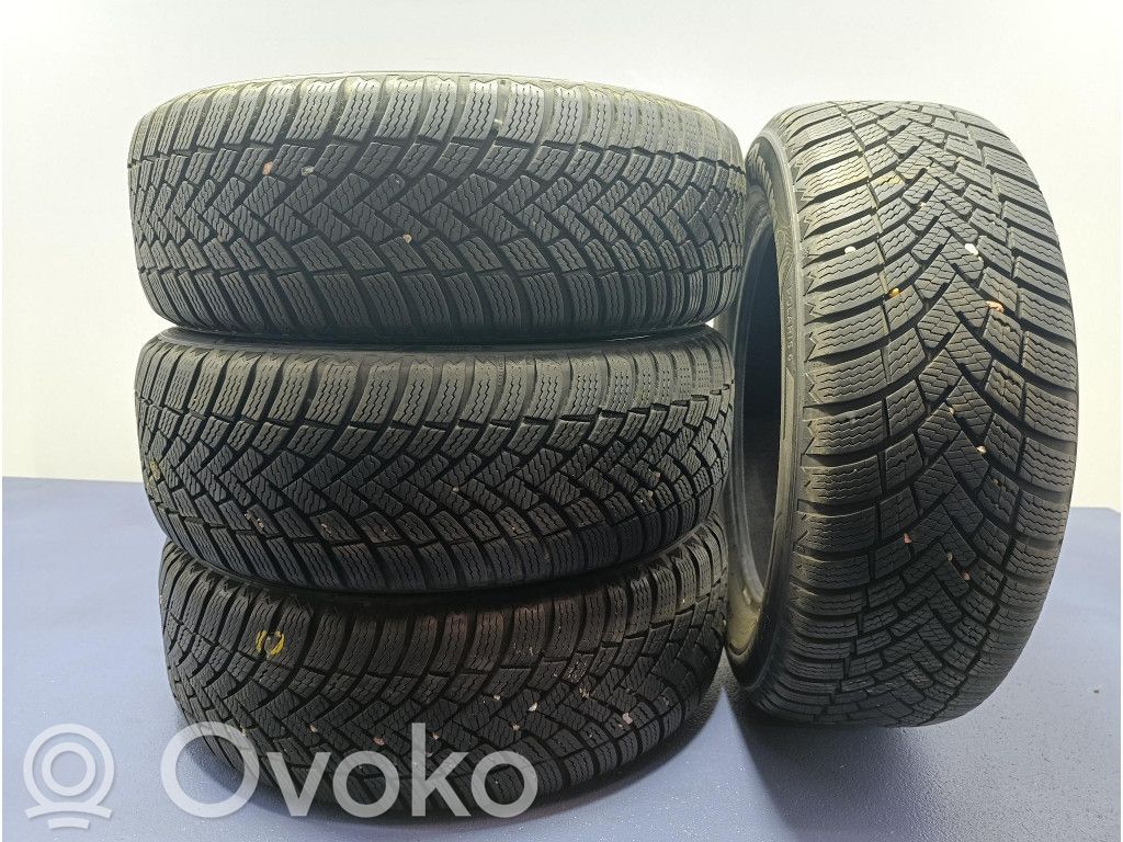Volkswagen PASSAT B5 Зимняя покрышка (покрышки) R17 