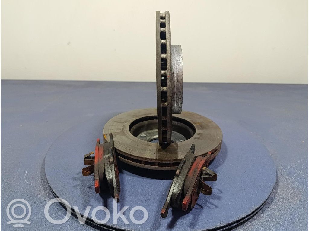 Ford C-MAX I Bremsscheibe vorne