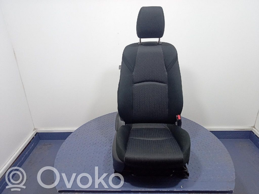 Mazda 3 II Scaun față pasager 