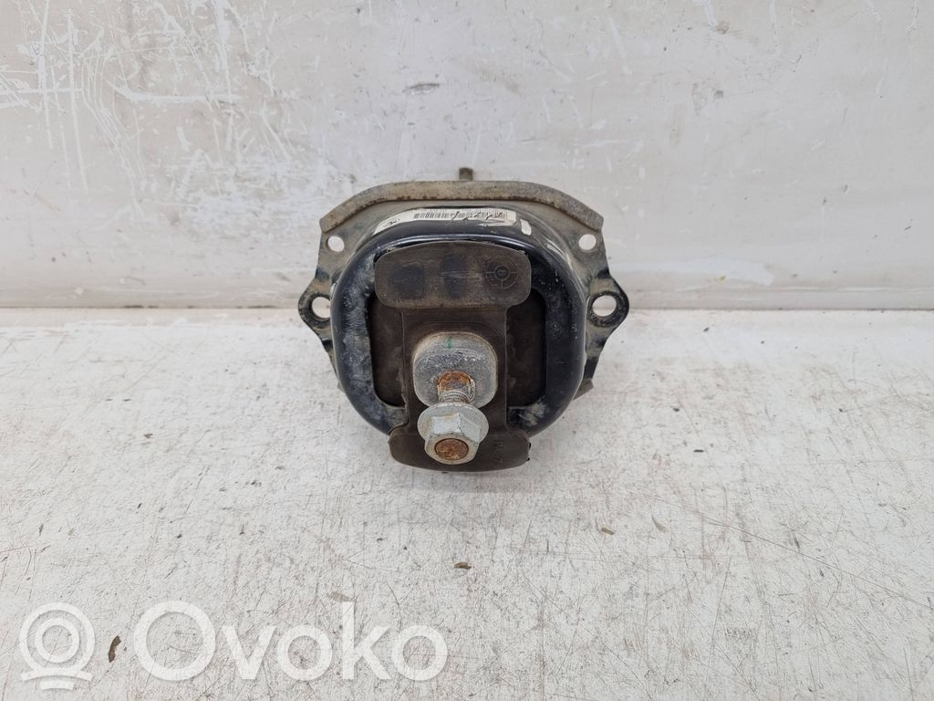 BMW X5 F15 Engine mount bracket 