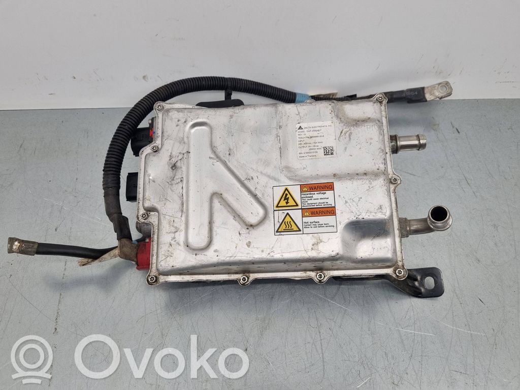 Inversor/convertidor de voltaje   102866500E,102866500E