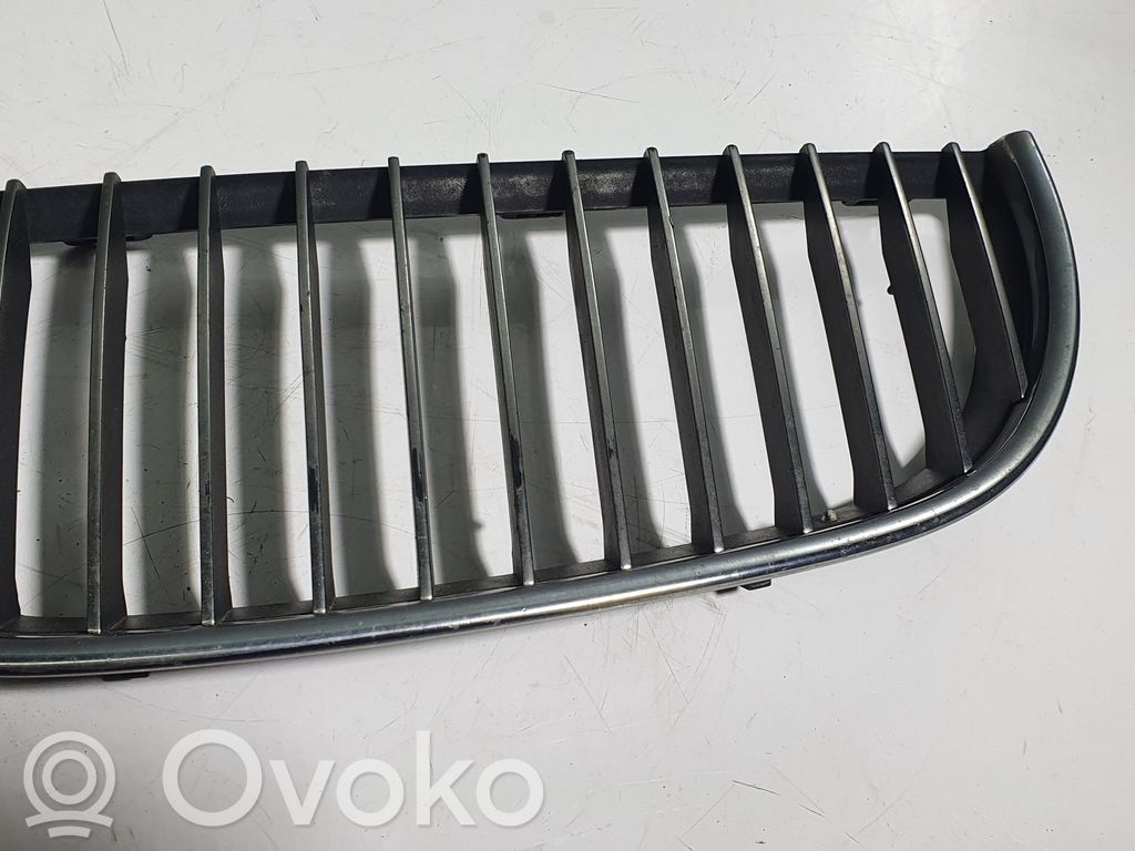 Front bumper upper radiator grill   7120009
