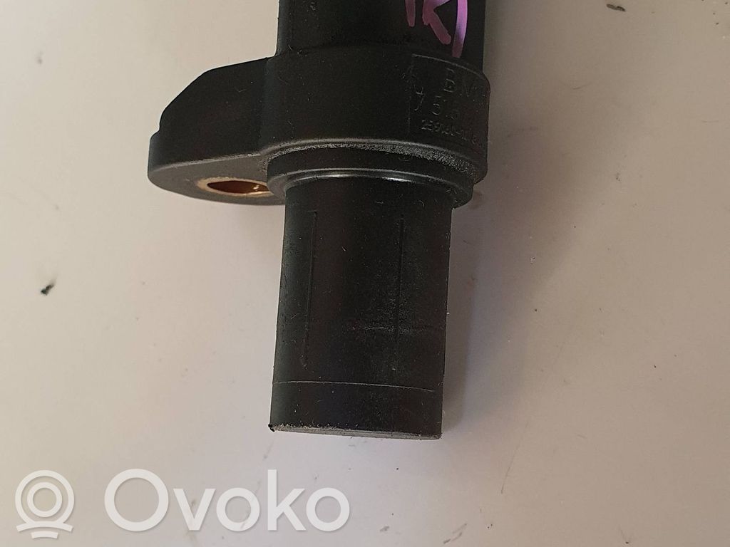 BMW 1 E81 E87 Camshaft position sensor 