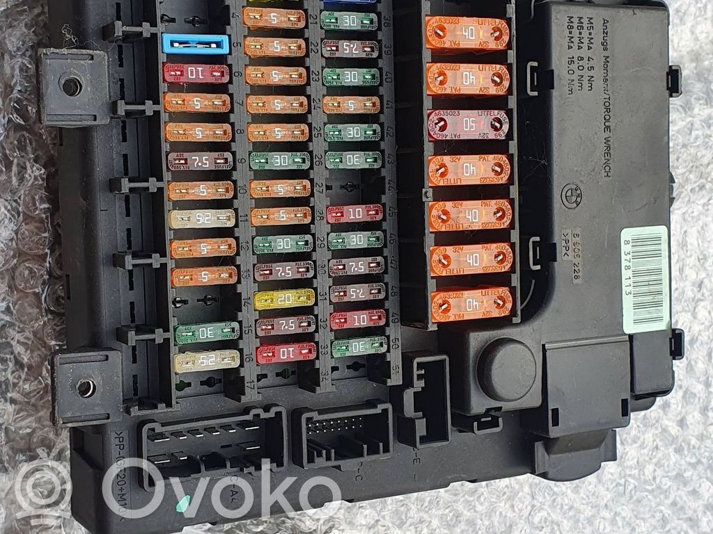 Fuse box set   8378113,518792114