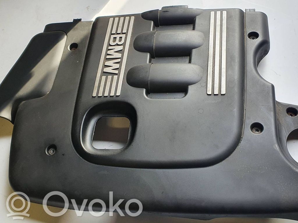 BMW 5 E60 E61 Variklio dangtis (apdaila) 