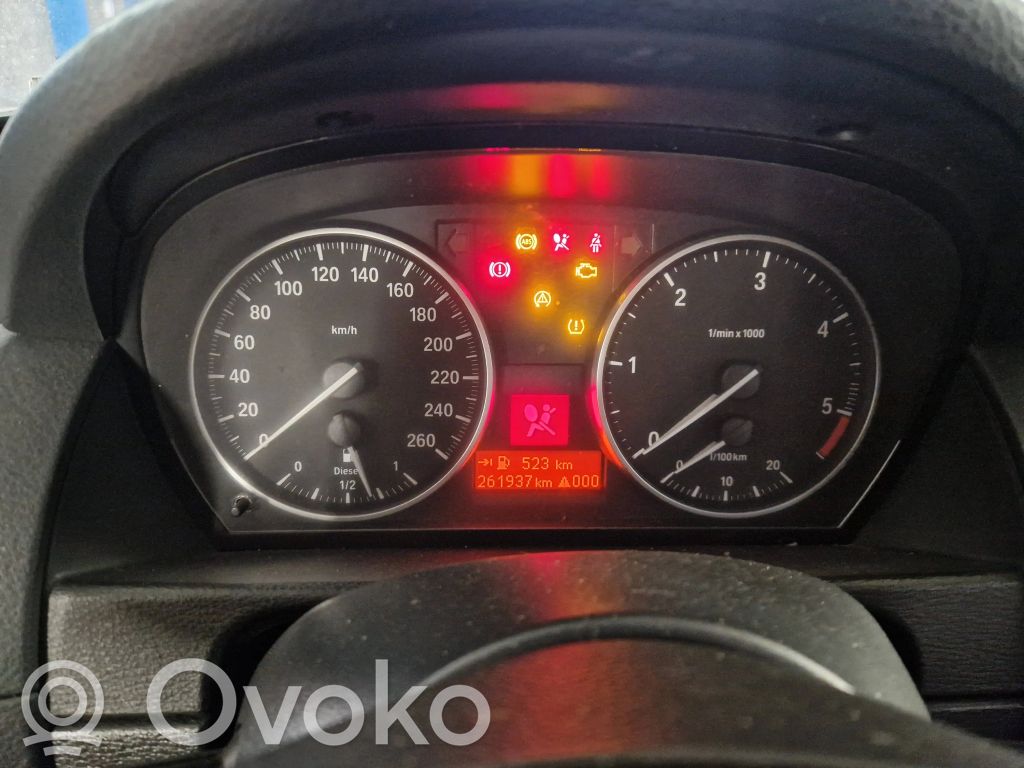 BMW X1 E84 Speedometer (instrument cluster) 