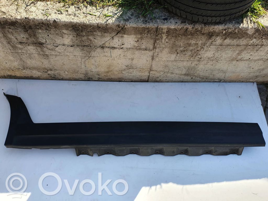 Slenkstis   3330866