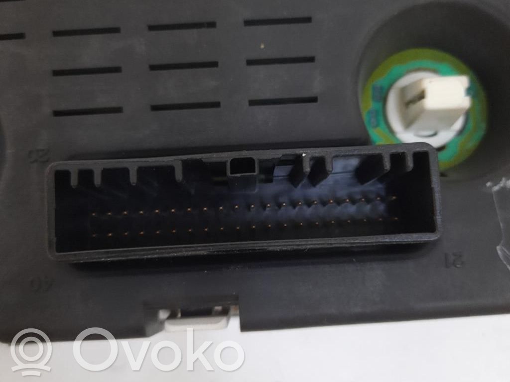 Renault Modus Speedometer (instrument cluster) 