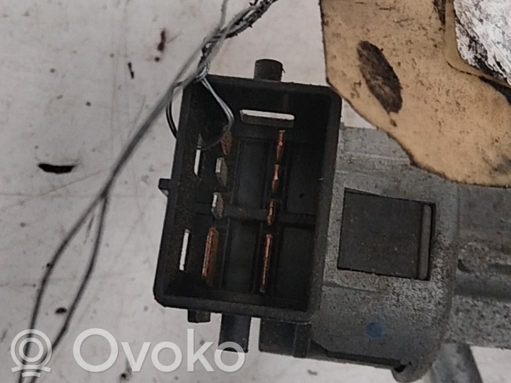 Užvedimo spynelė   B38N66150