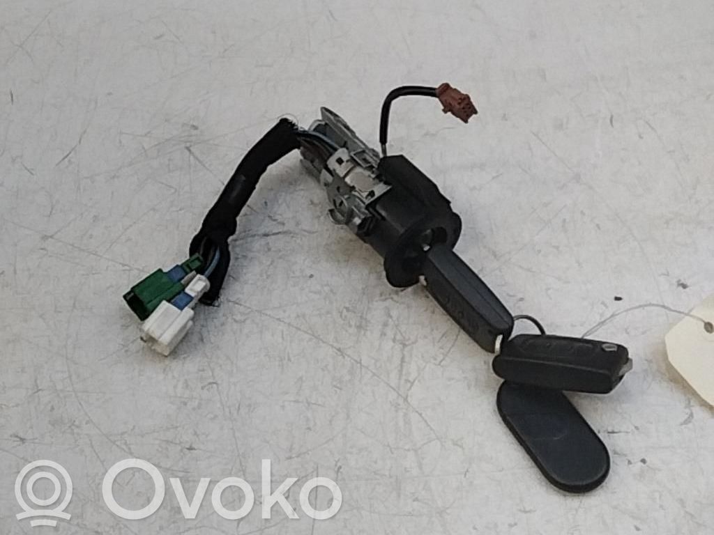 Peugeot 607 Užvedimo spynelė 