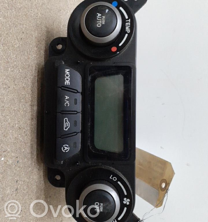 KIA Cerato Climate control unit 