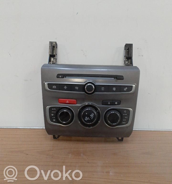 Citroen C4 II Climate control unit 