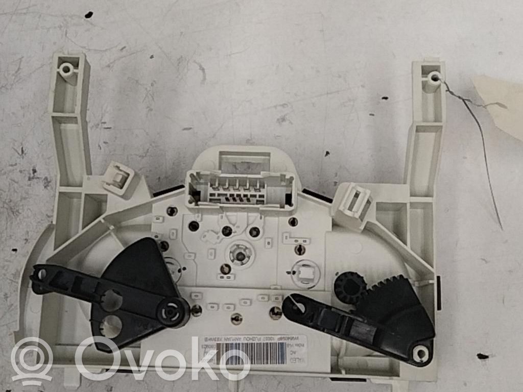Renault Trafic II (X83) Panel klimatyzacji 