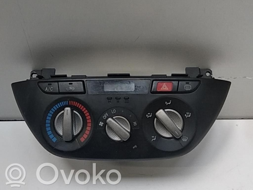 Toyota RAV 4 (XA20) Panel klimatyzacji 