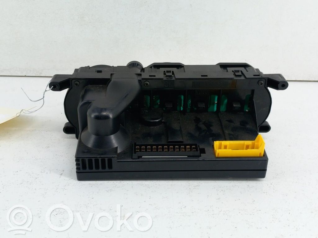 Opel Vectra B Unidad de control climatización 