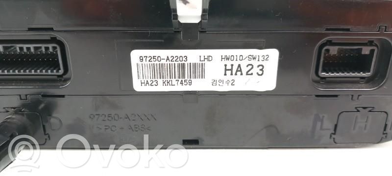 KIA Ceed Climate control unit 