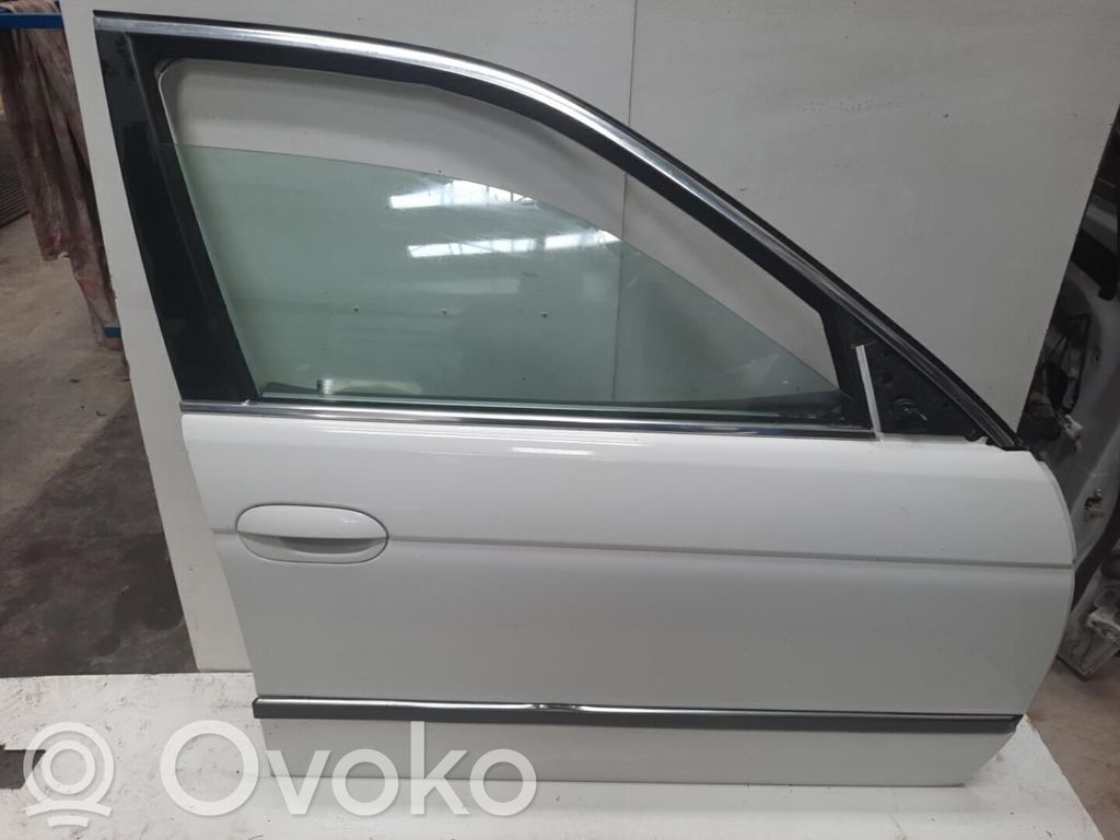 BMW 5 E39 Durvis 