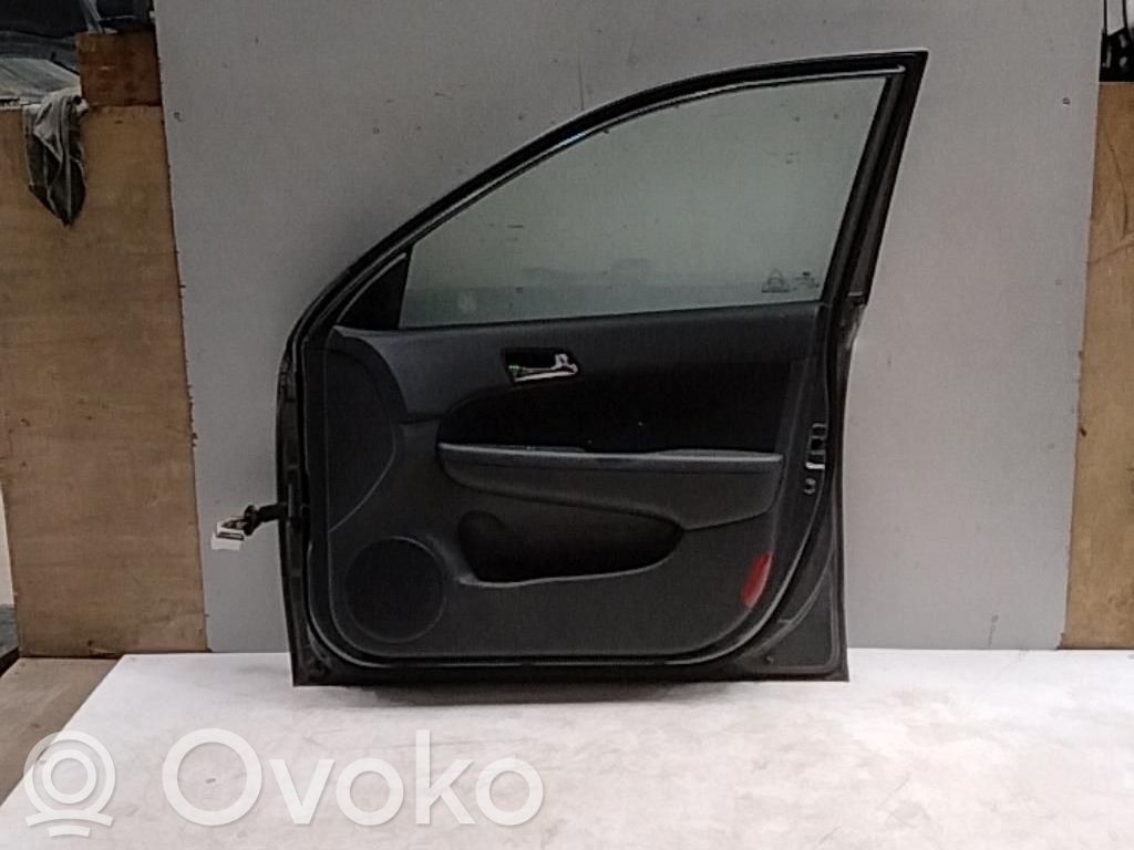 Hyundai i30 Drzwi przednie 