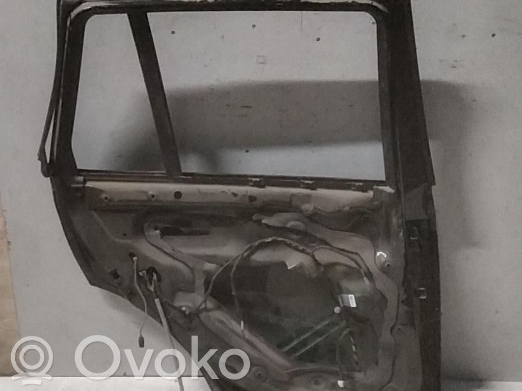 BMW X3 E83 Rear door 
