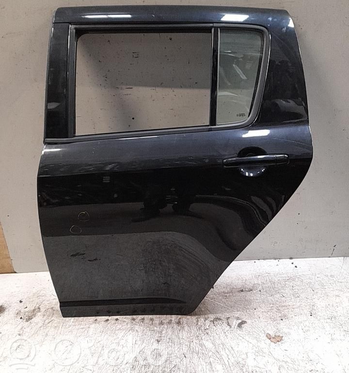 Suzuki SX4 Galinės durys 