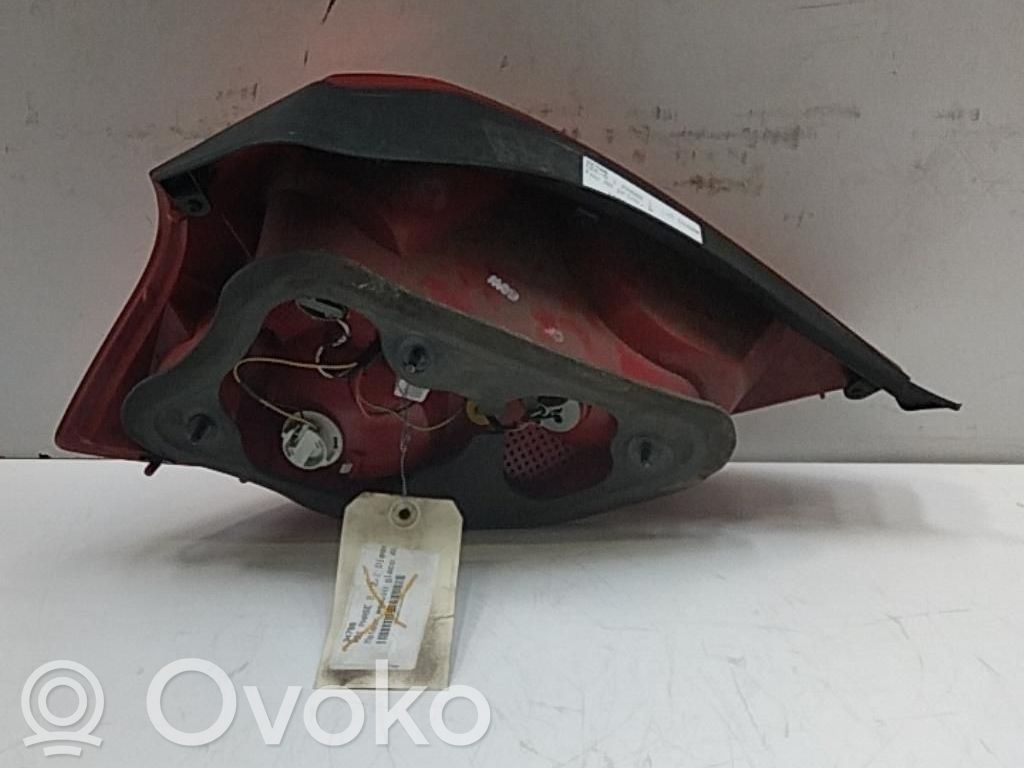 Takavalot   924021H000