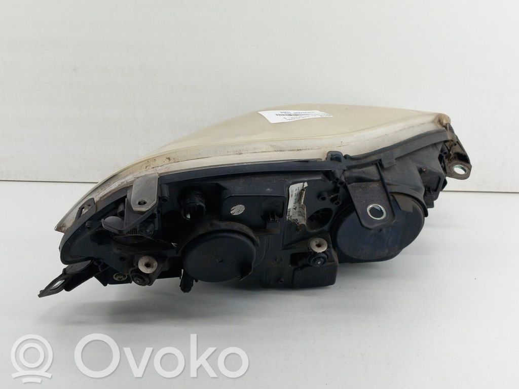 Fiat Bravo Lampa przednia 