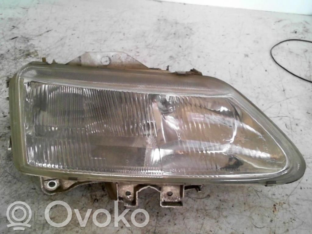 Renault Laguna I Scheinwerfer 