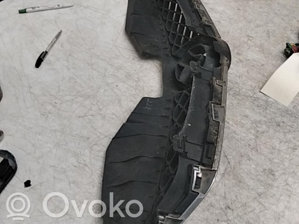 Mazda 5 Front grill 