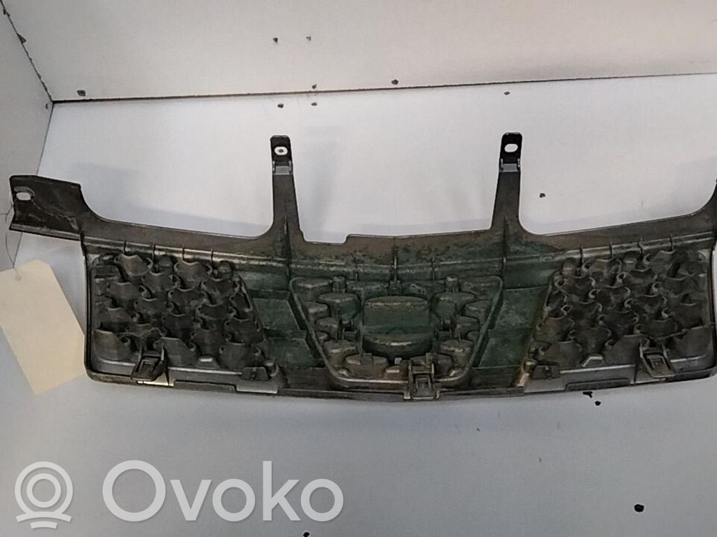 Nissan X-Trail T30 Front grill 