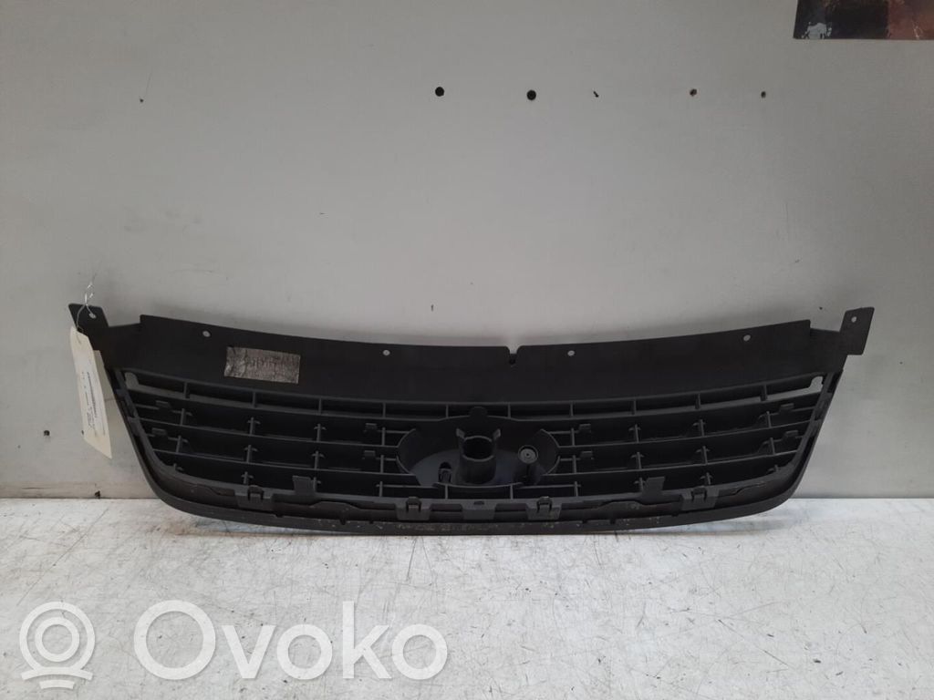Ford C-MAX I Front grill 