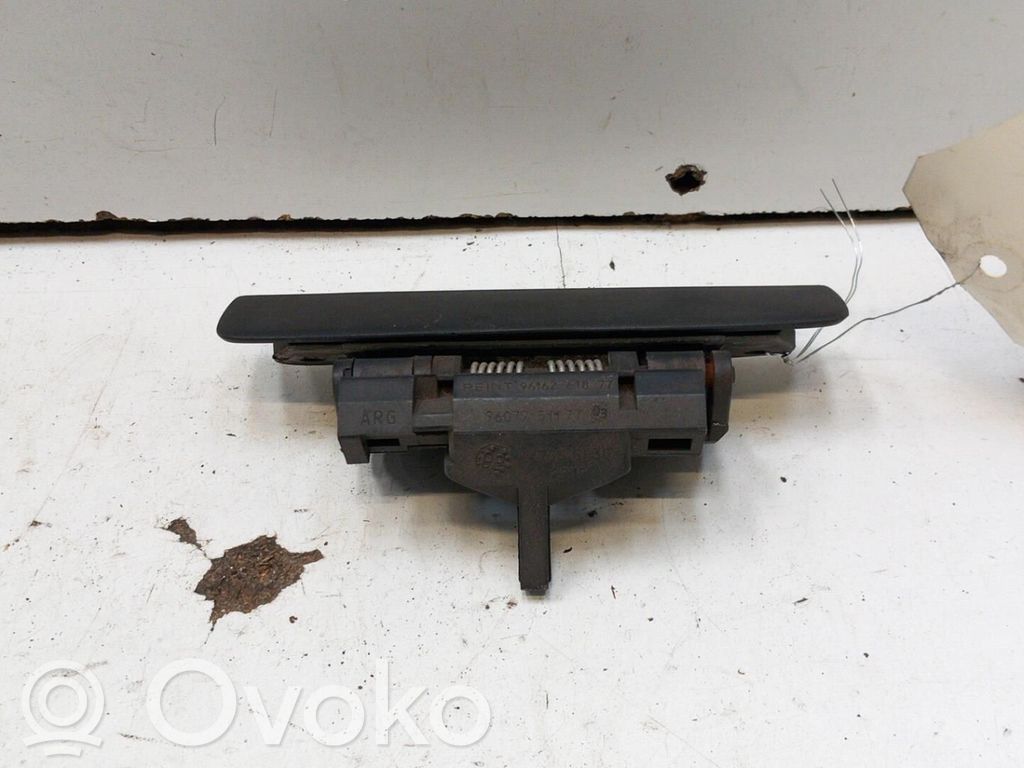 Peugeot 306 Klamka zewnętrzna drzwi tylnych 