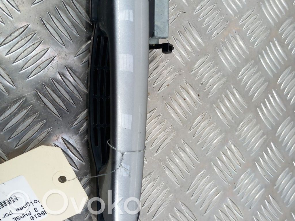 Manecilla externa puerta trasera   KD535841XE53