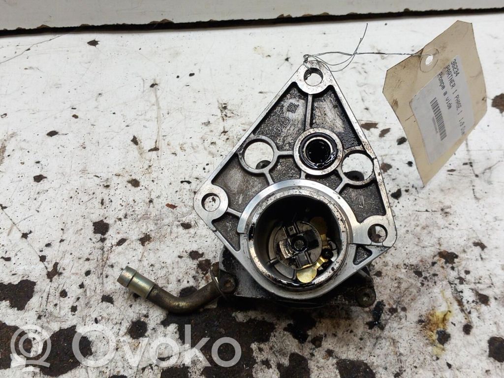Peugeot Partner Alipainepumppu 