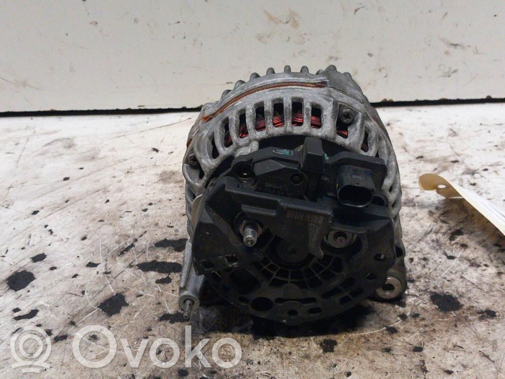 Alternador   03C903024K
