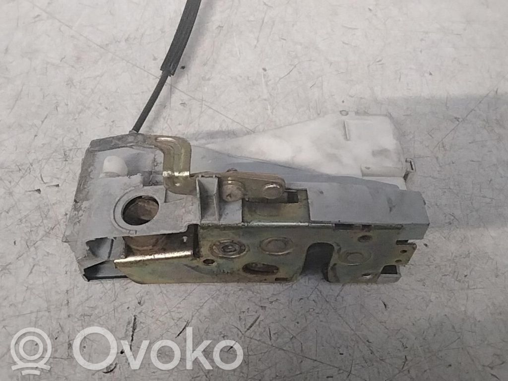 Ford Galaxy Priekšpusē slēdzene 