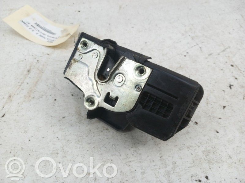 Chevrolet Captiva Etuoven lukko 
