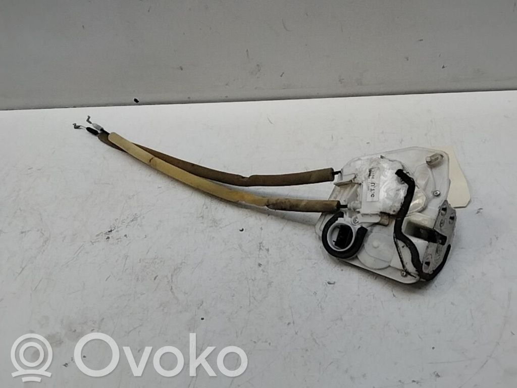 Mazda 2 Galinių durų spyna 