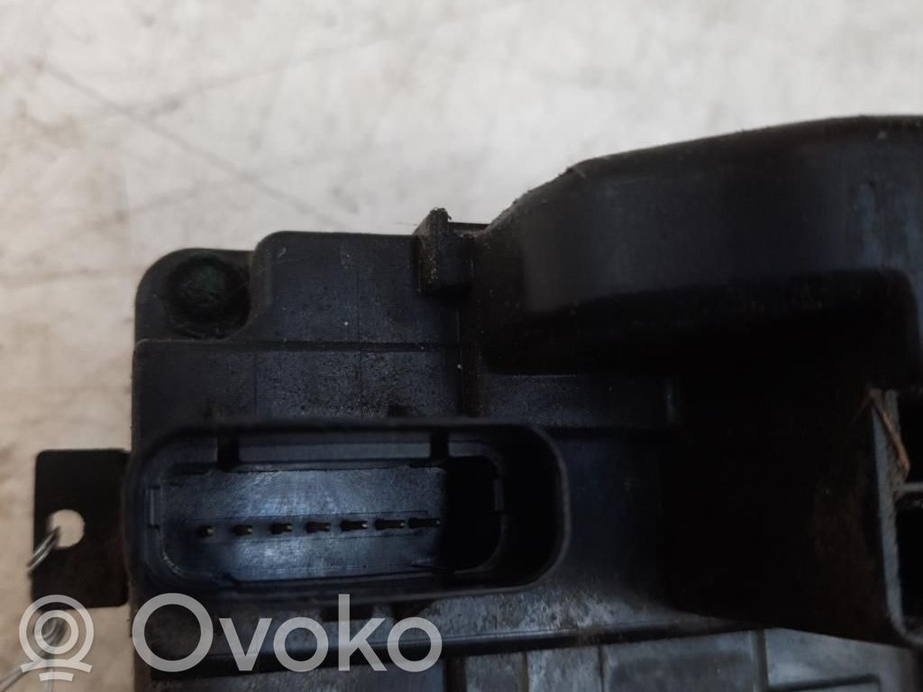 KIA Ceed Rear door lock 